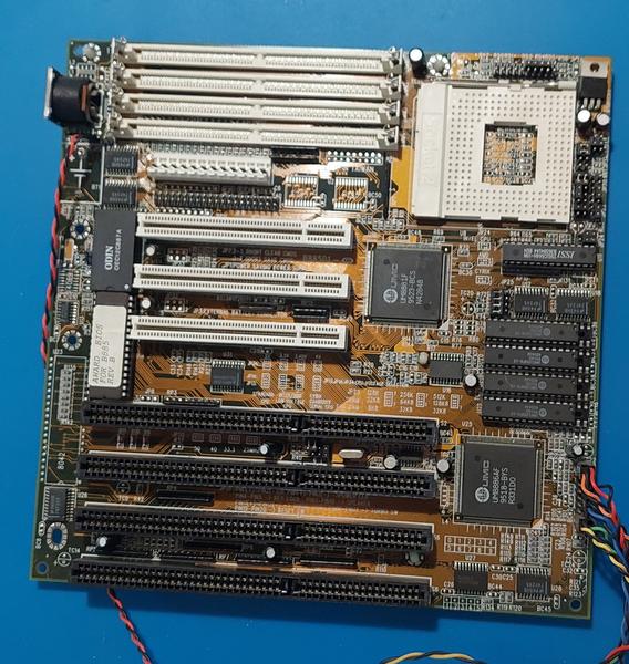 Photo for Mustek B885